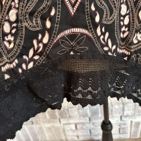 Angie Women's Open Front Short Sleeve Crochet Lace Trim Kimono Top Black Small - Picture 7 of 9